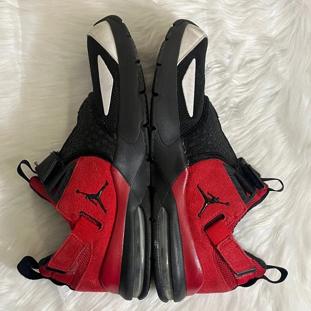 Jordan Black Red Sneakers